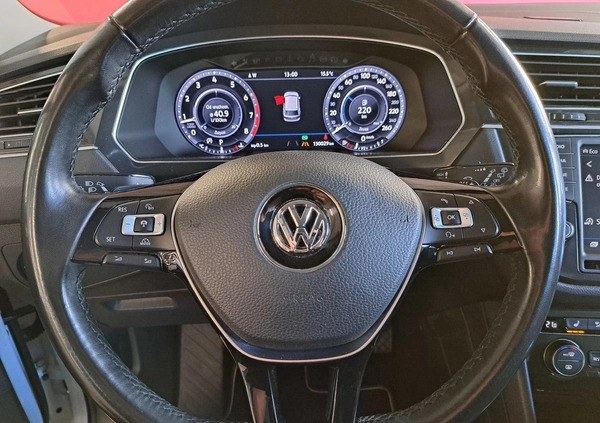 Volkswagen Tiguan cena 101900 przebieg: 130027, rok produkcji 2017 z Kraków małe 596